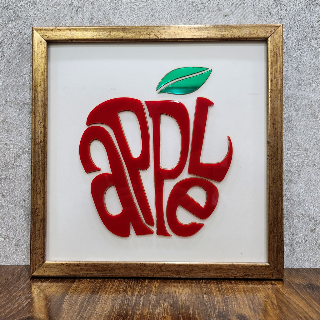 Apple Signature Frame