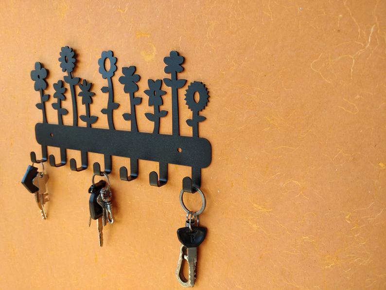 Flowers Wall Mounted Metal Key Holder