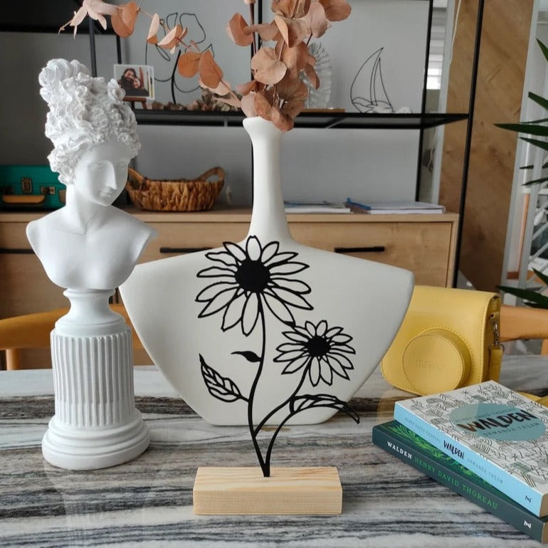 Daisy Shelf Decor