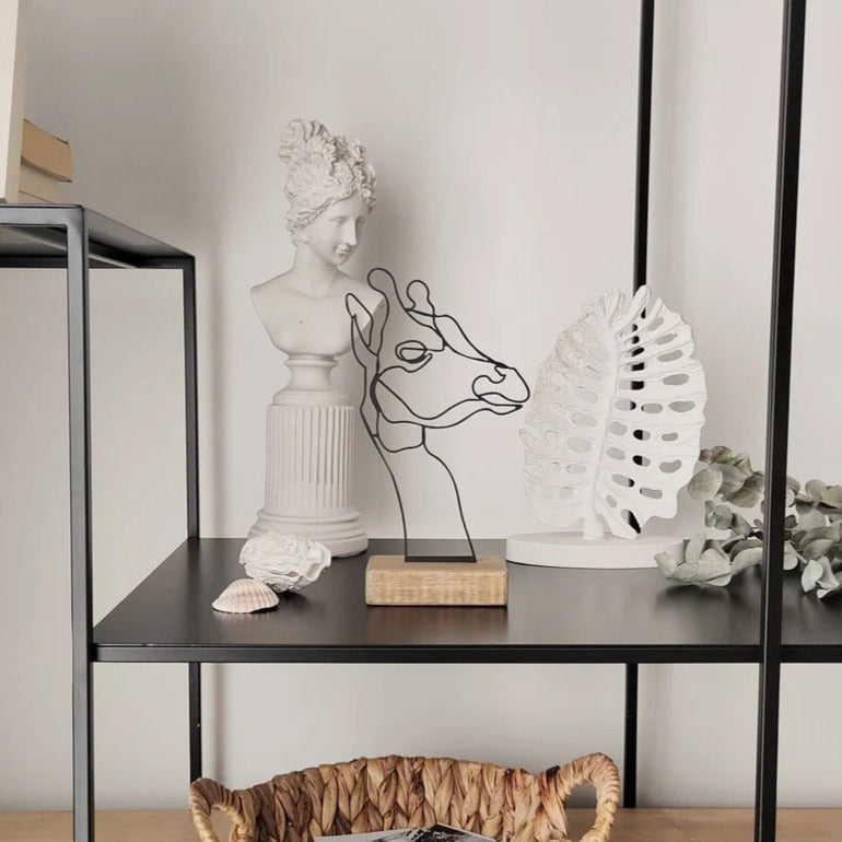 Giraffe Shelf Decor