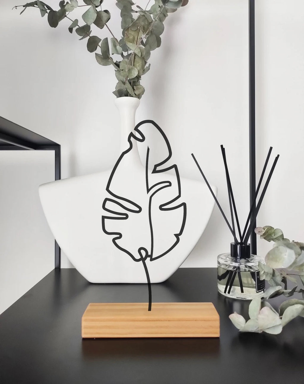 Minimal Design " Banana Leaf " Home & Office Shelf Decor