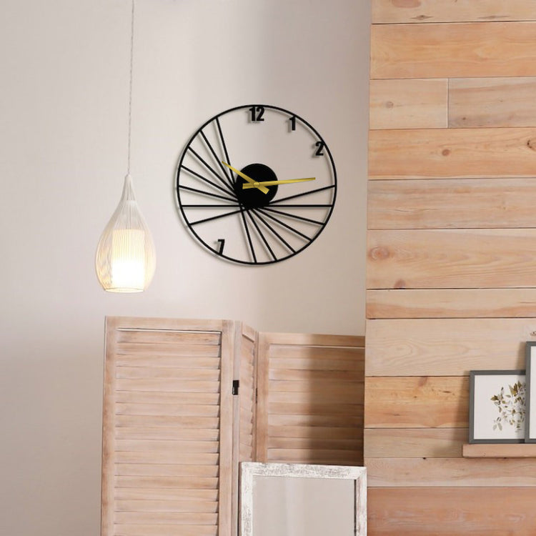 Black circle wall clock