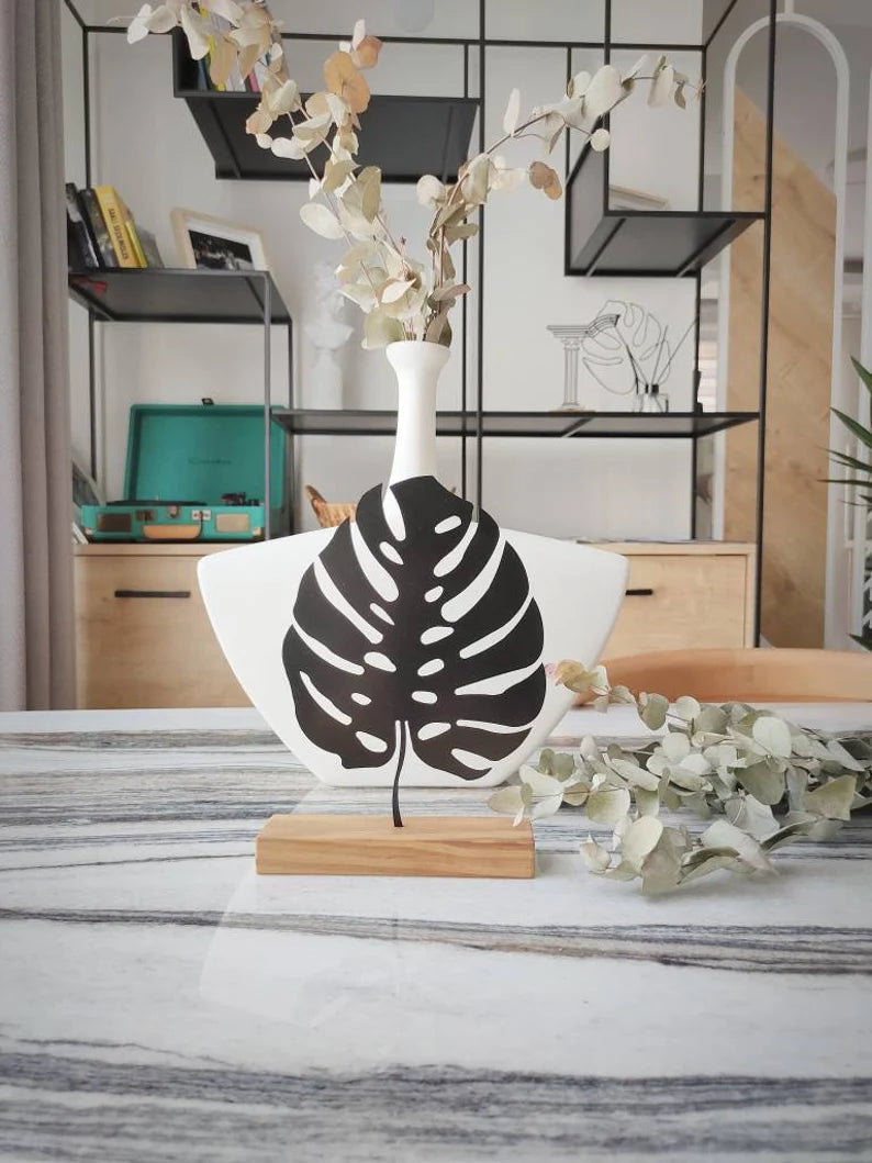 Monstera Leaf Shelf Decor